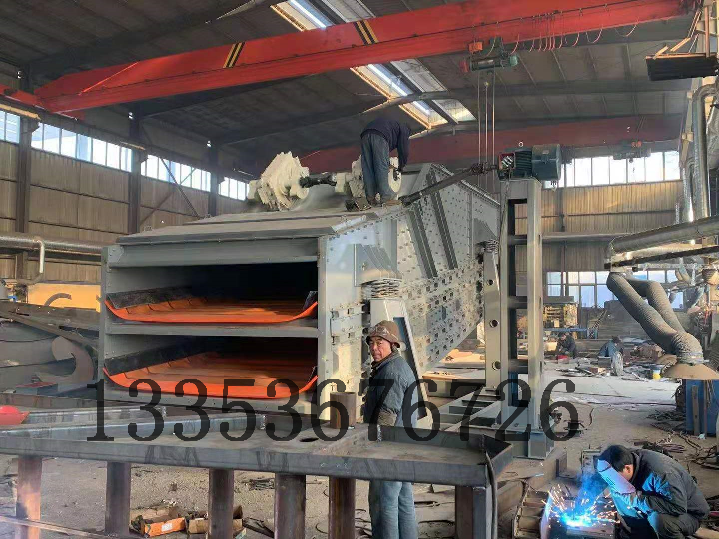 垃圾固廢分級處理專用弛張篩選機一臺需要投資得多少錢？